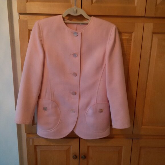 VALENTINO BOUTIQUE Vintage Pink and Grey Suit S4 - Picture 3 of 10